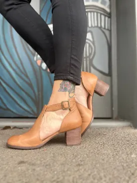 Shakila Leather Boot - Cognac/Chocolate